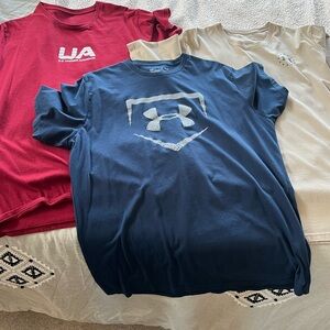 Under Armour Beige HeatGear T-Shirt